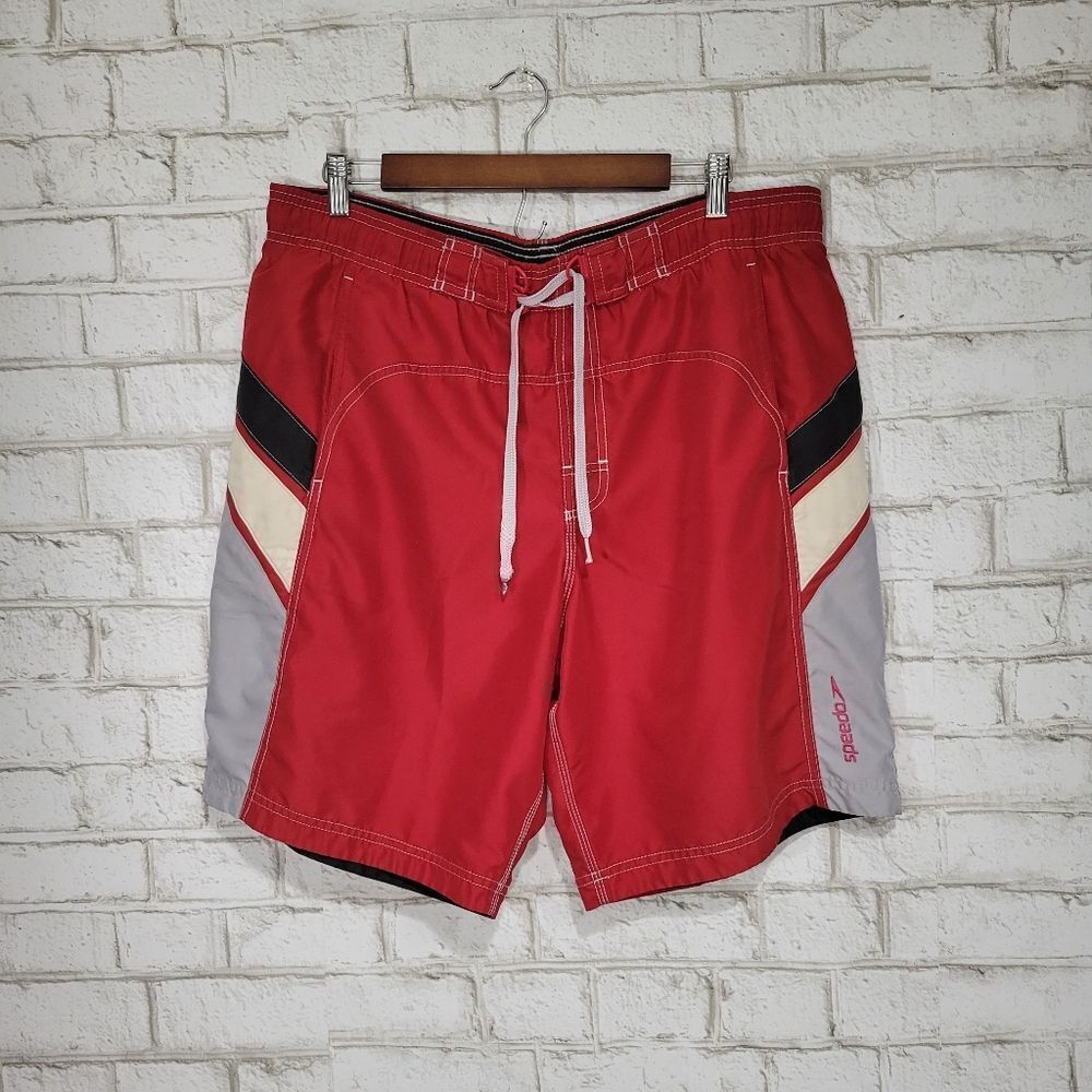 Speedo red swim trunks‎
